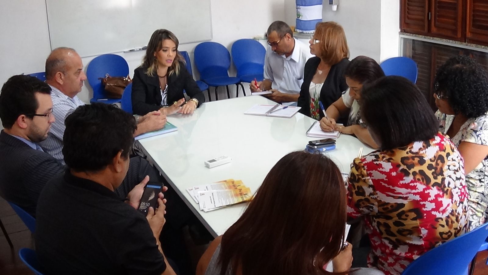 Reunião da diretoria do Sintsprev MA com a gerente executiva do INSS em São Luís, Nádia Guedelha.